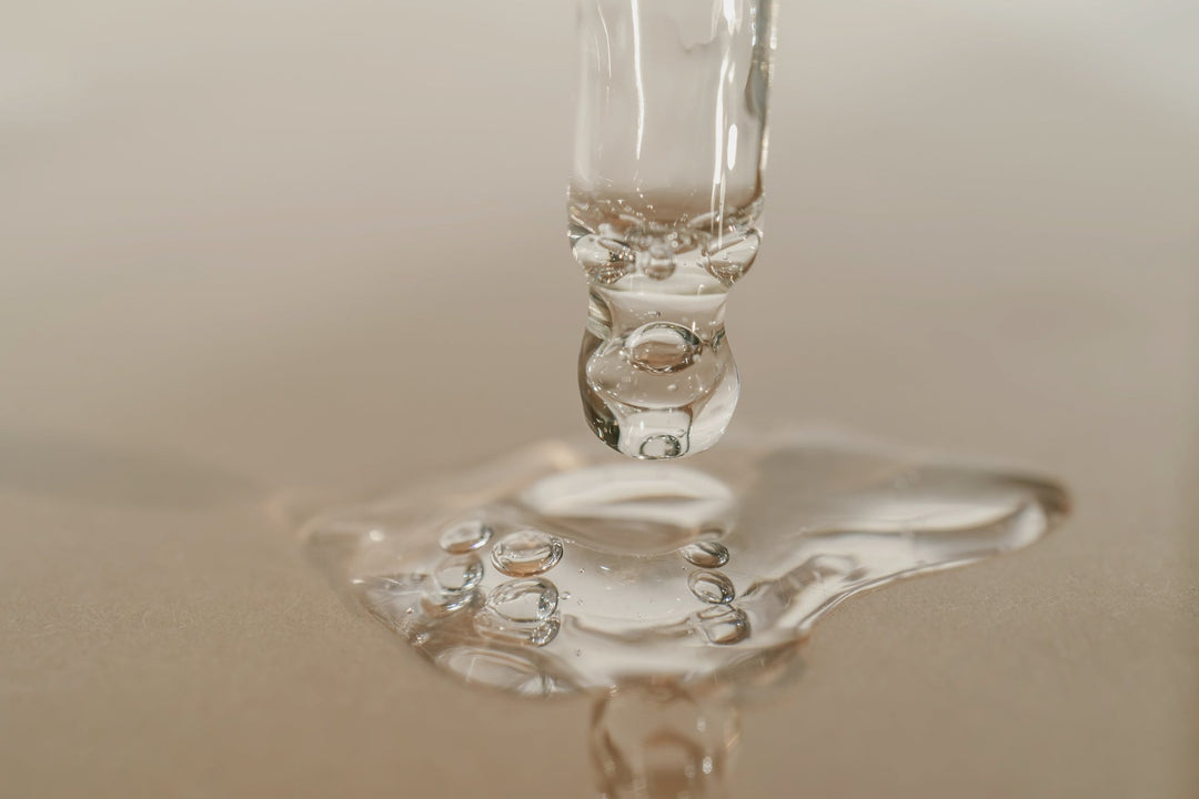 Como usar ácidos na rotina de skincare: cuidados e benefícios